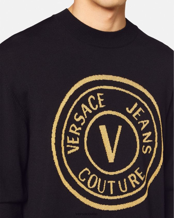 رجال سترة صوف متماسكة بشعار على شكل حرف V Versace أسود وطباعة 0FVD2J2434 ملابس