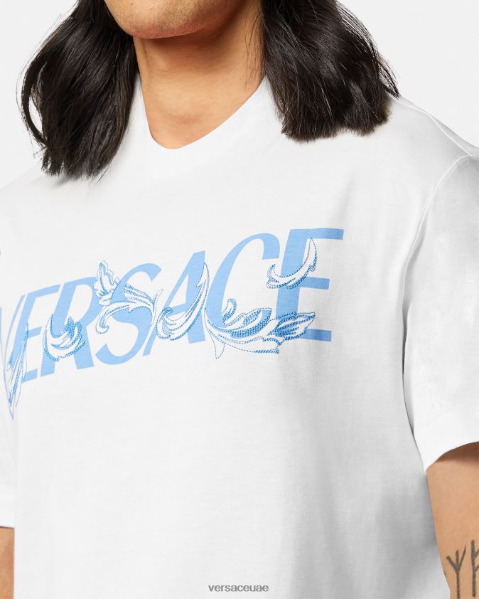 رجال تي شيرت بشعار صورة ظلية باروكو Versace أبيض 0FVD2J1366 ملابس