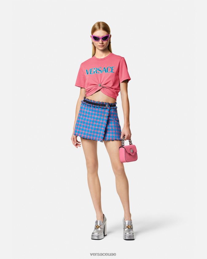 نحيف تي شيرت بشعار دبوس الأمان Versace لون القرنفل 0FVD2J139 ملابس