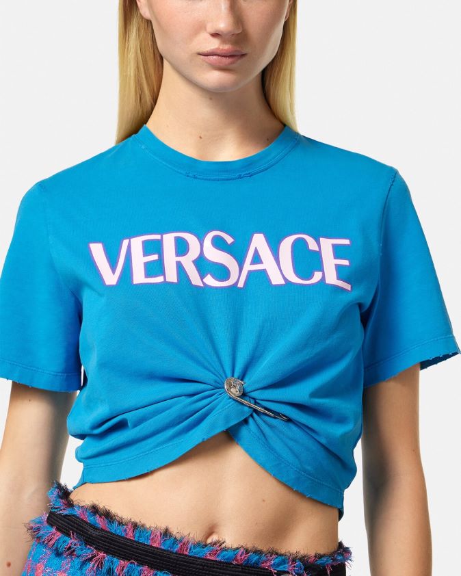 نحيف تي شيرت بشعار دبوس الأمان Versace أزرق 0FVD2J140 ملابس