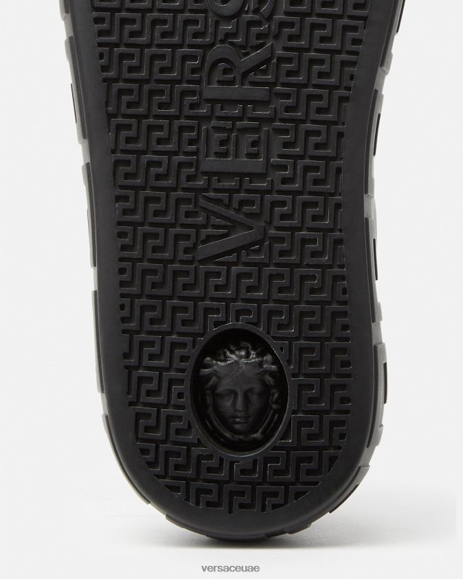 رجال حذاء رياضي يوناني مرصع Versace أسود 0FVD2J1555 حذاء