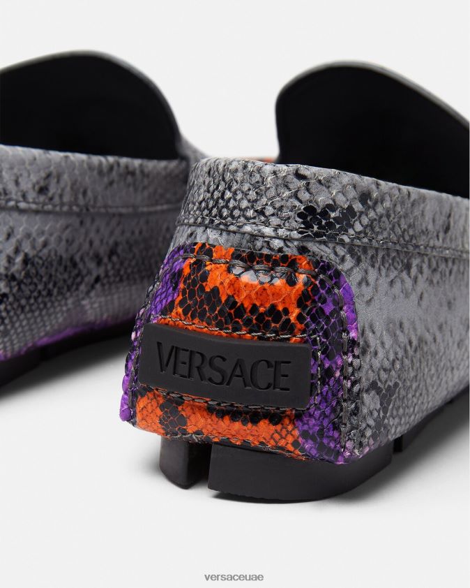 رجال حذاء لوفر بطباعة بايثون يوناني لا ميدوسا Versace متعدد الألوان 0FVD2J1574 حذاء