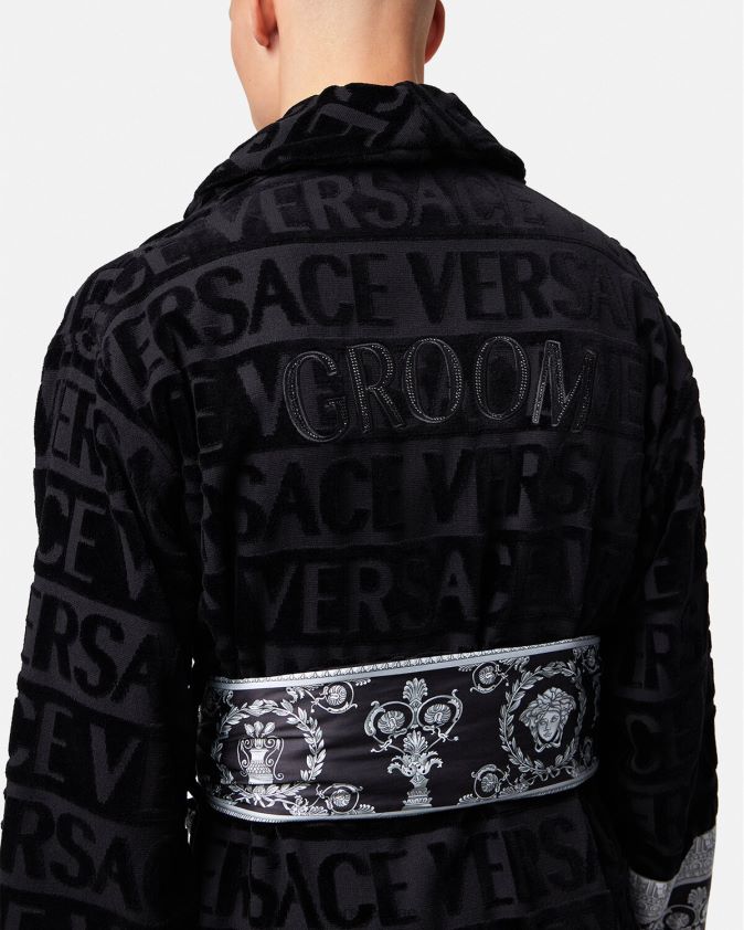 رجال رداء حمام العريس من الكريستال والباروك Versace أسود 0FVD2J1743 الملابس الداخلية وملابس البحر