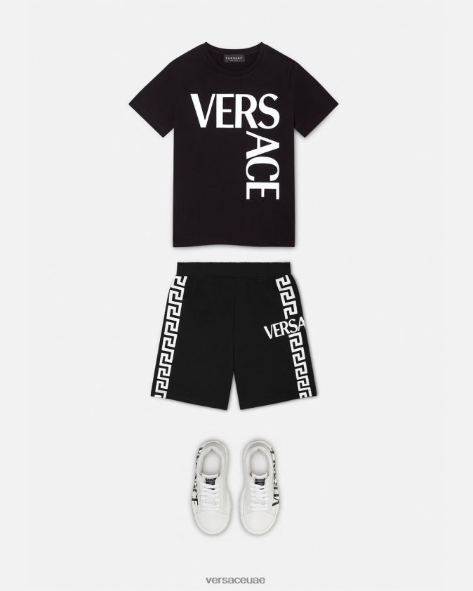 أطفال شورت رياضي بشعار الماركة Versace أسود 0FVD2J2098 ملابس