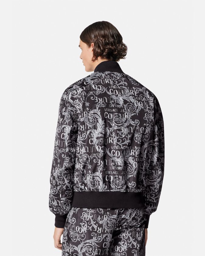 رجال سترة ذات وجهين بشعار الماركة Versace أسود وطباعة 0FVD2J2415 ملابس