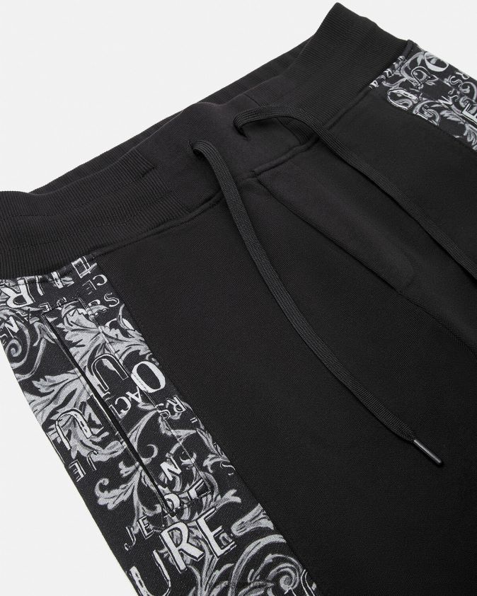 رجال بنطال رياضي بشعار الماركة Versace أسود 0FVD2J2426 ملابس
