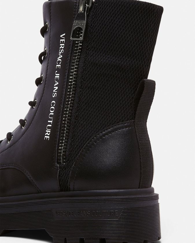 رجال حذاء كاحل بشعار Versace أسود 0FVD2J2464 حذاء