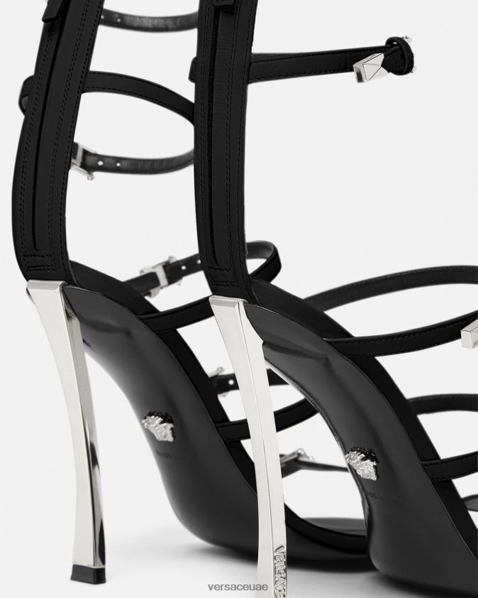 نحيف صنادل ذات نقاط دبوسية Versace أسود 0FVD2J387 حذاء