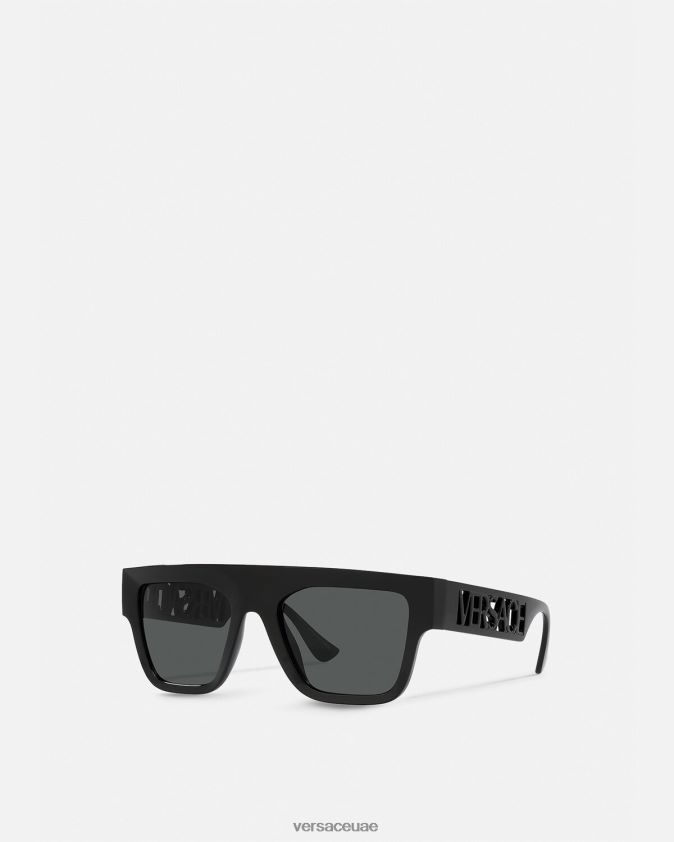 نحيف نظارات شمسية بشعار التسعينيات Versace أسود 0FVD2J618 مُكَمِّلات